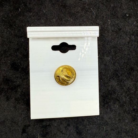 Vintage Angel on My Shoulder Pin – September Sapphire Birthstone Guardian Angel - Picture 2 of 2